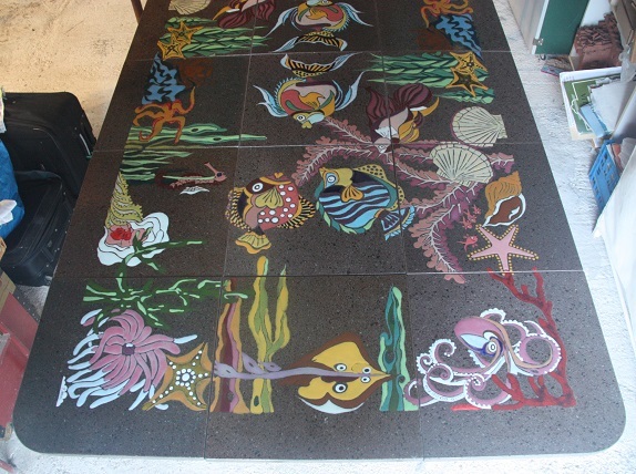 Ceramic Lava Fish Table