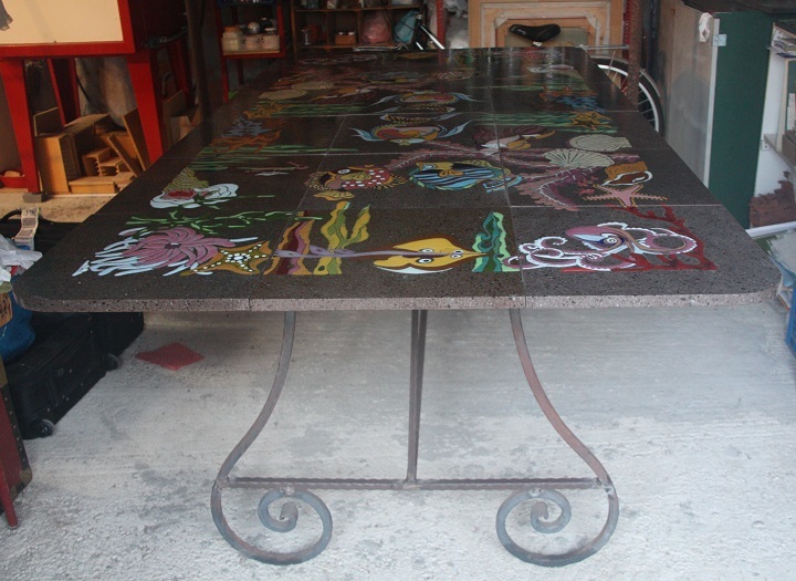 Ceramic Lava Fish Table